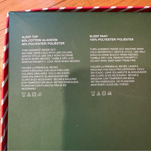 Grinch pajama set XL NEW IN BOX - Picture 3 of 3